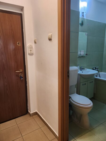 Drumul Taberei, 1 Mai, Compozitorilor